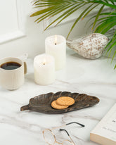 Lyra Leaf Tray Black