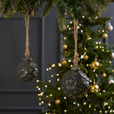 Cedar Ribbed Ornament Black L
