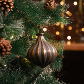 Russet Ribbed Belly Ornament Grey