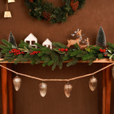 Ara Acorn Garland