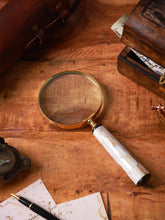 Sierra Magnifying glass E