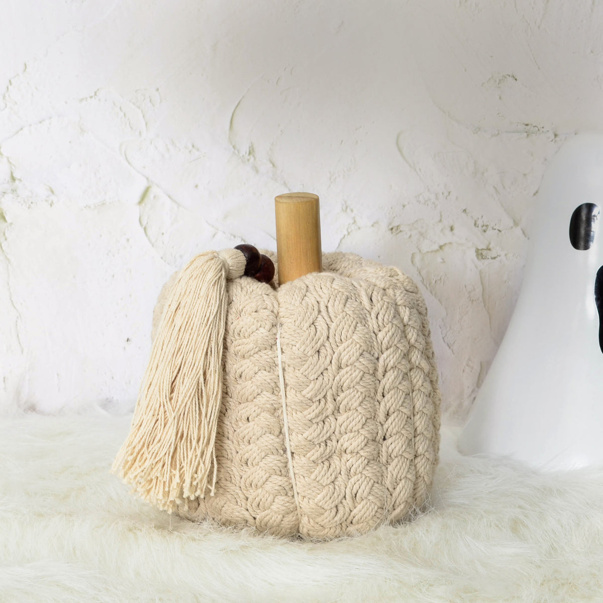 Holly braided pumpkin white