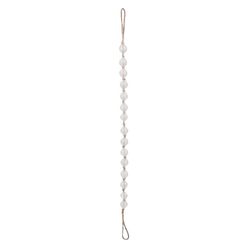 Riveria garland white