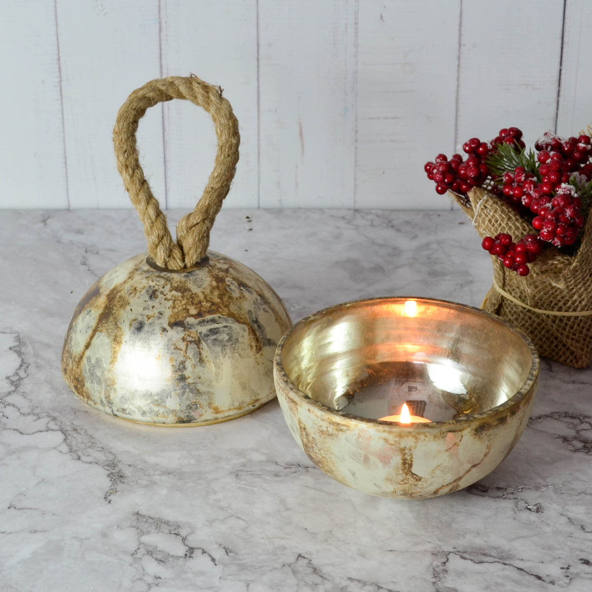 Russet lid candleholder A
