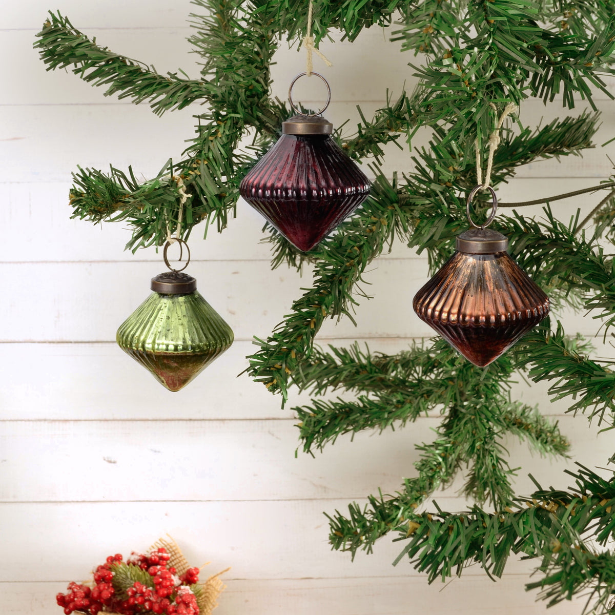 Russet ornament set B