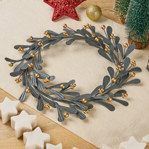 Norma Laurel Wreath