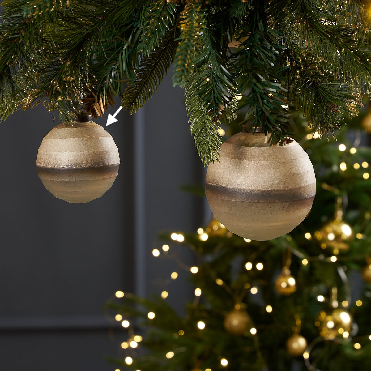 Mist Ornament S