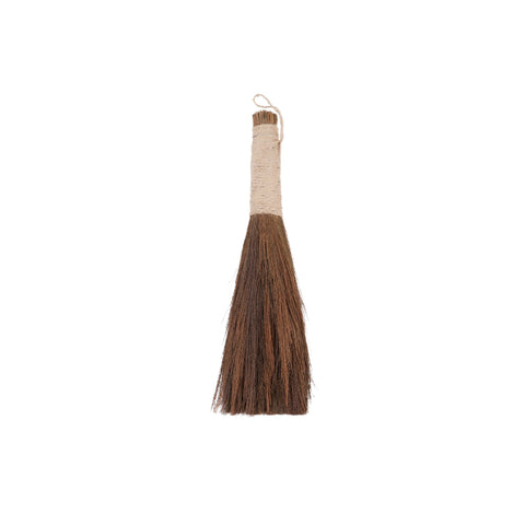 Sierra Broom Natural