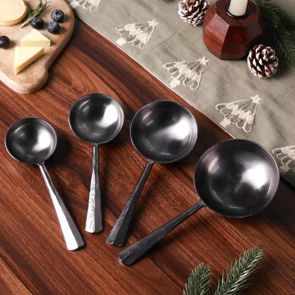 Inej Measuring Cups