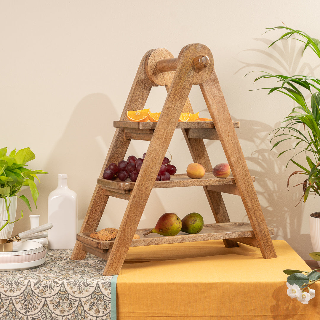 Cedar dessert stand
