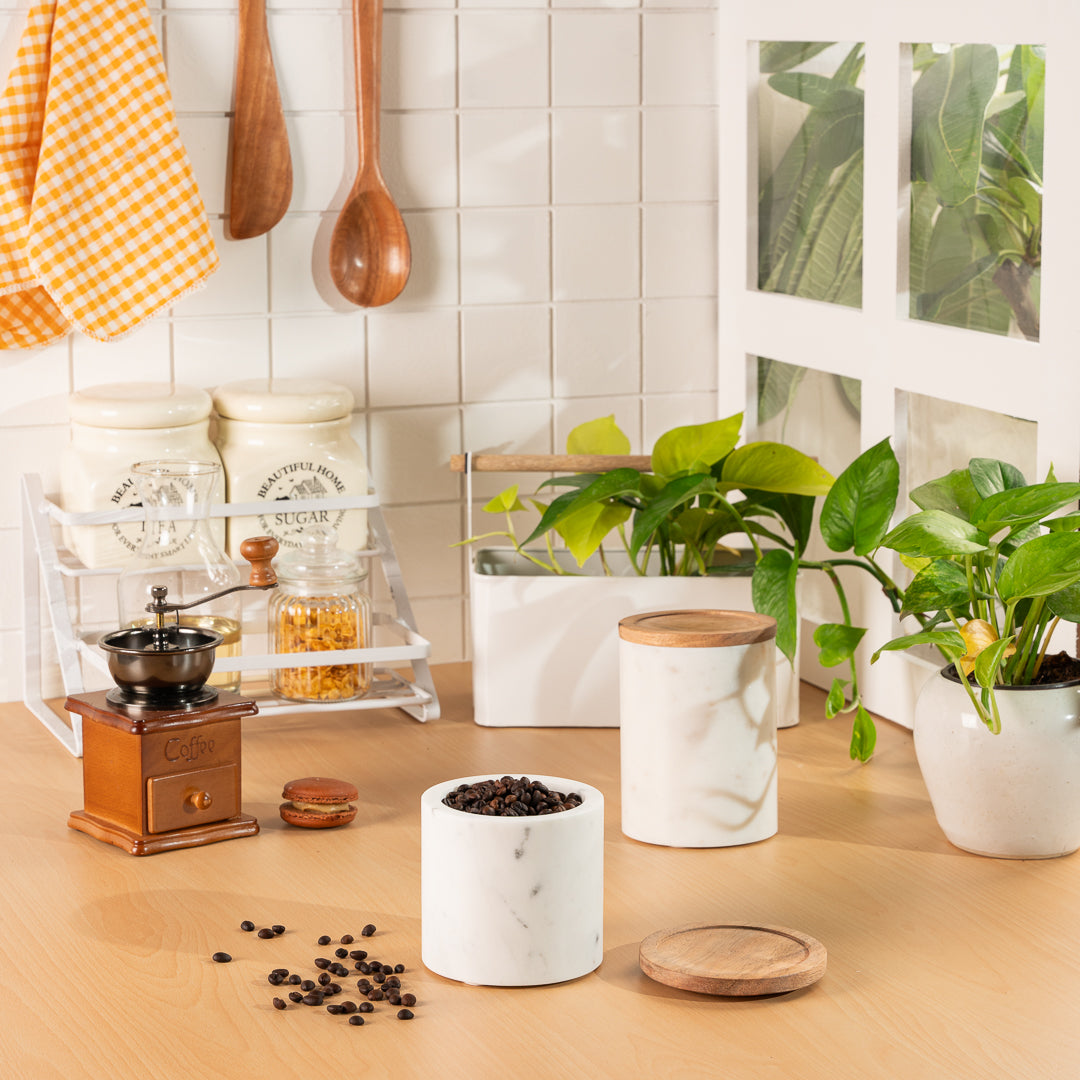 Inej storage jar M