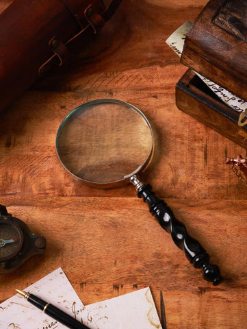 Sierra Magnifying glass C
